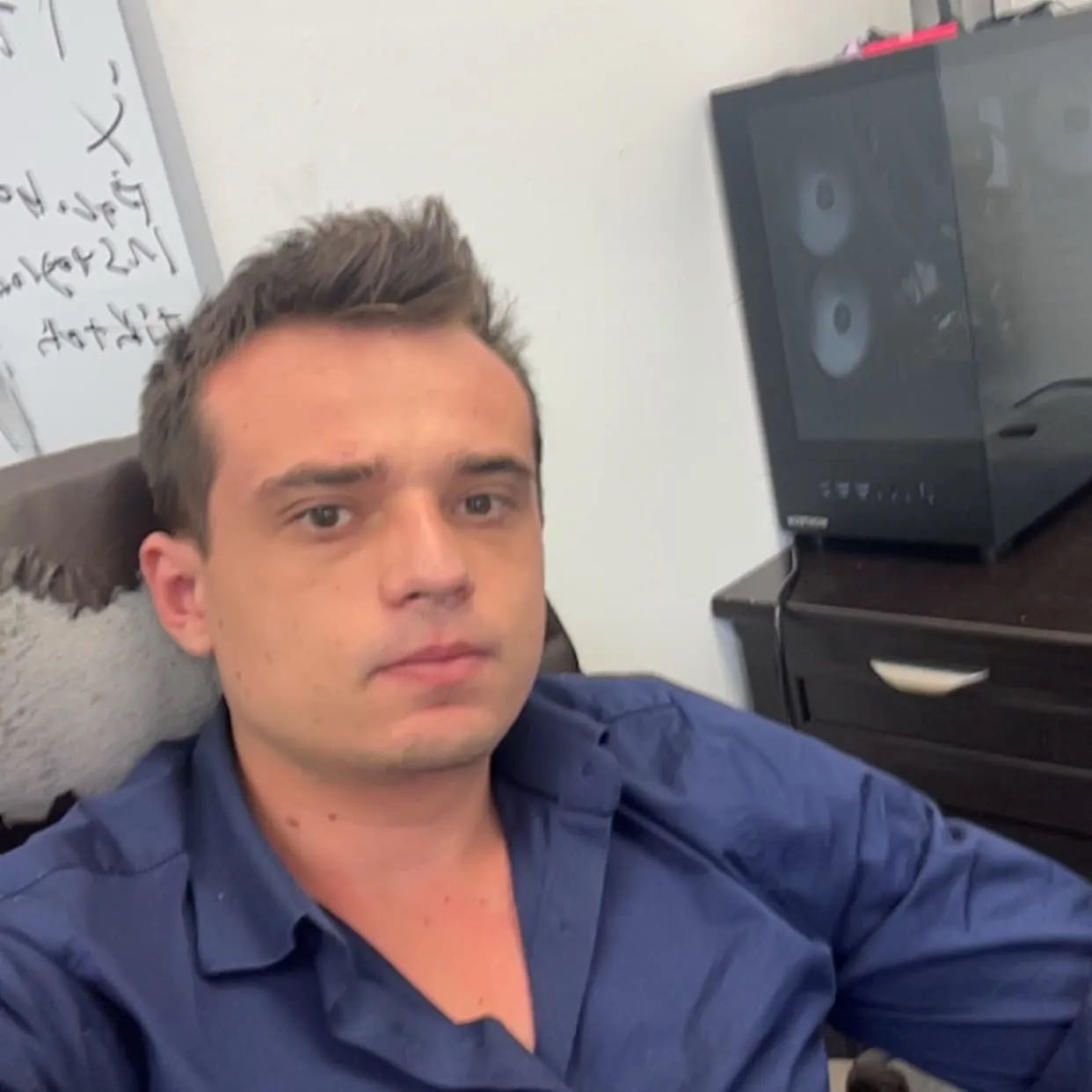 maxwell.seefeld on One Bite Pizza App