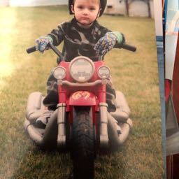 j_mccall01 on One Bite Pizza App