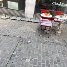 uu.uwuwuw on One Bite Pizza App