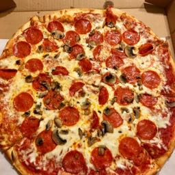 choochooman323 on One Bite Pizza App