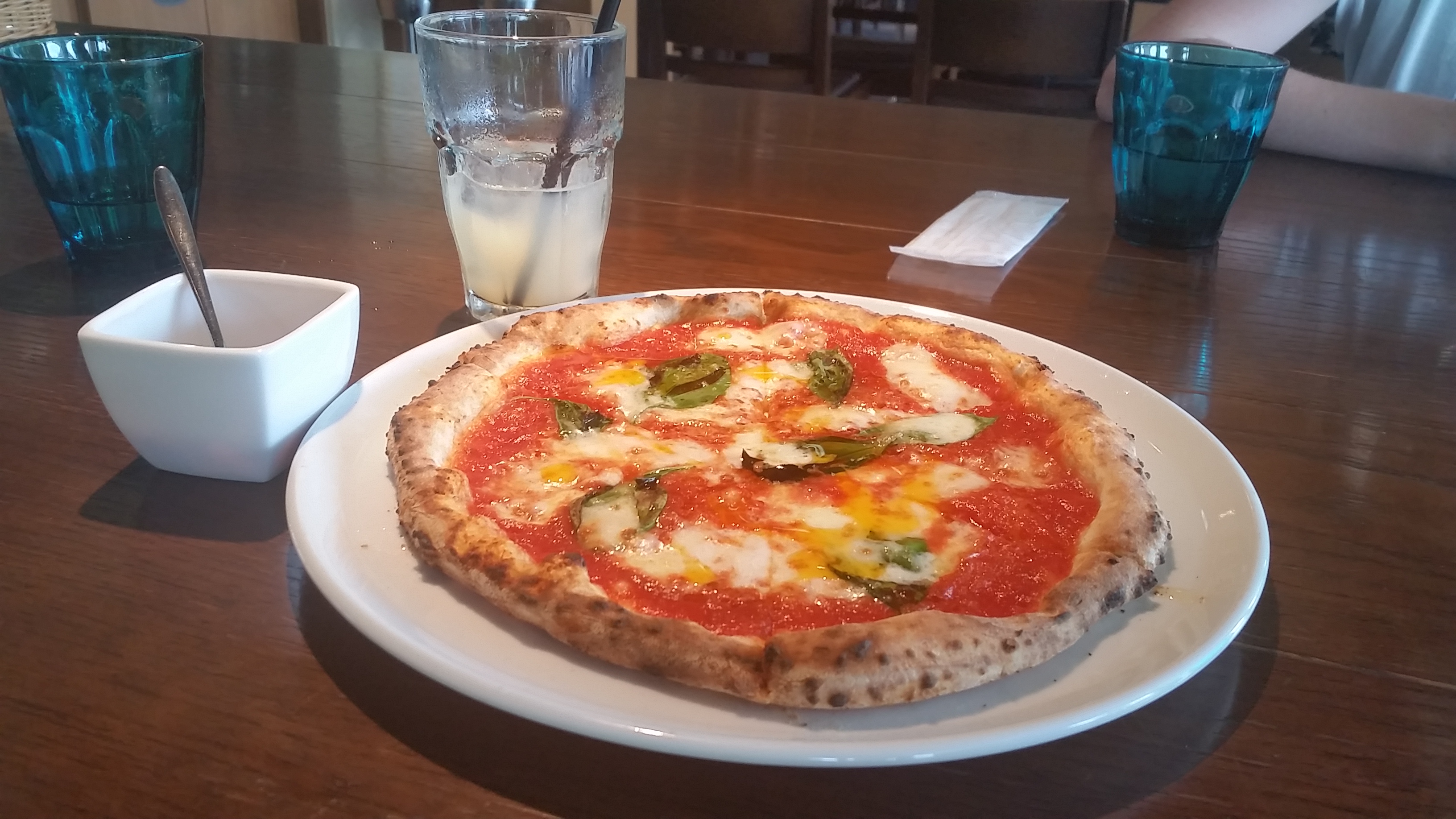 nate.lopez on One Bite Pizza App