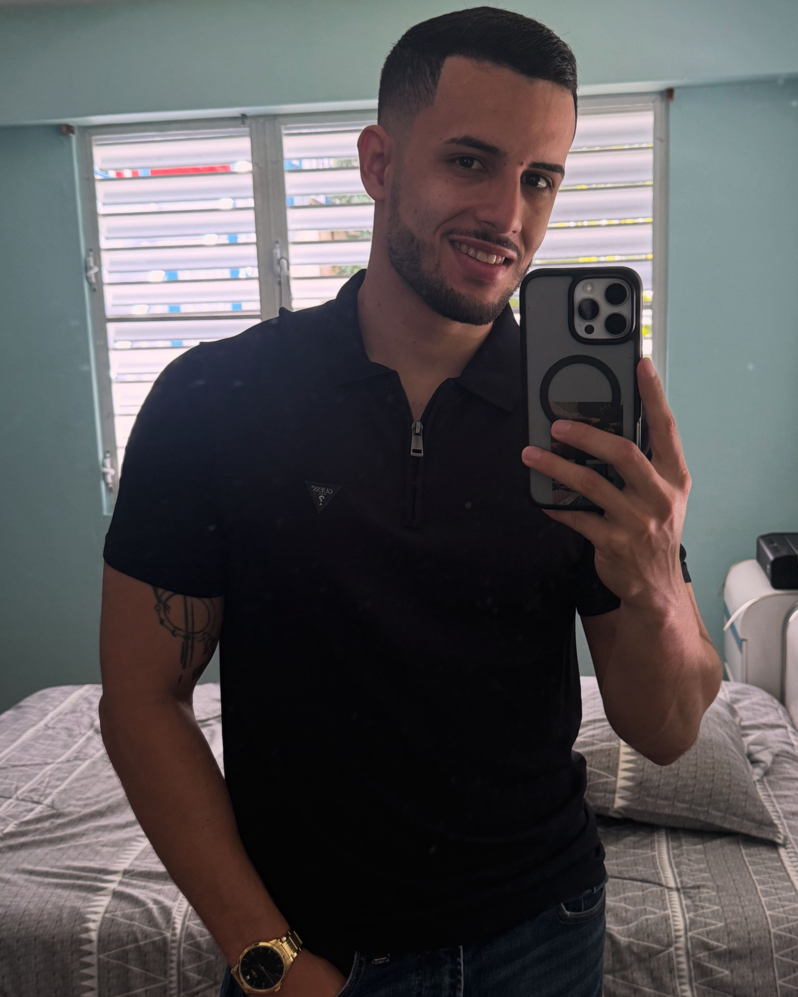 luis.traverso on One Bite Pizza App