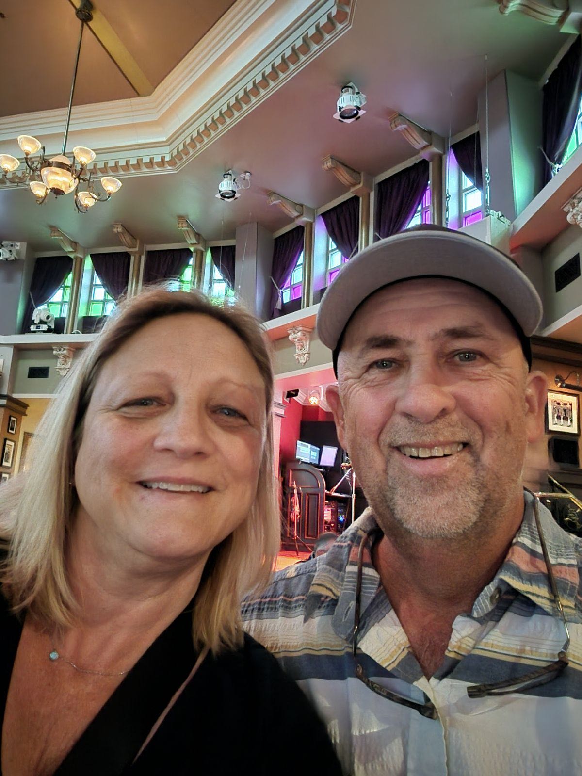 hooter6 on One Bite Pizza App