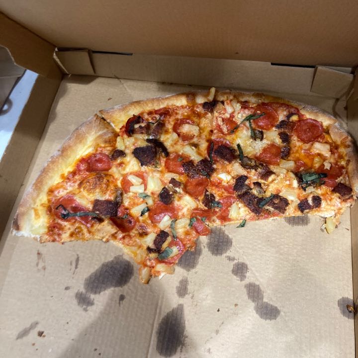 aj.romer's Pizza Review at Santoro's Pizzeria One Bite