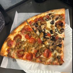 ryan.tomey on One Bite Pizza App
