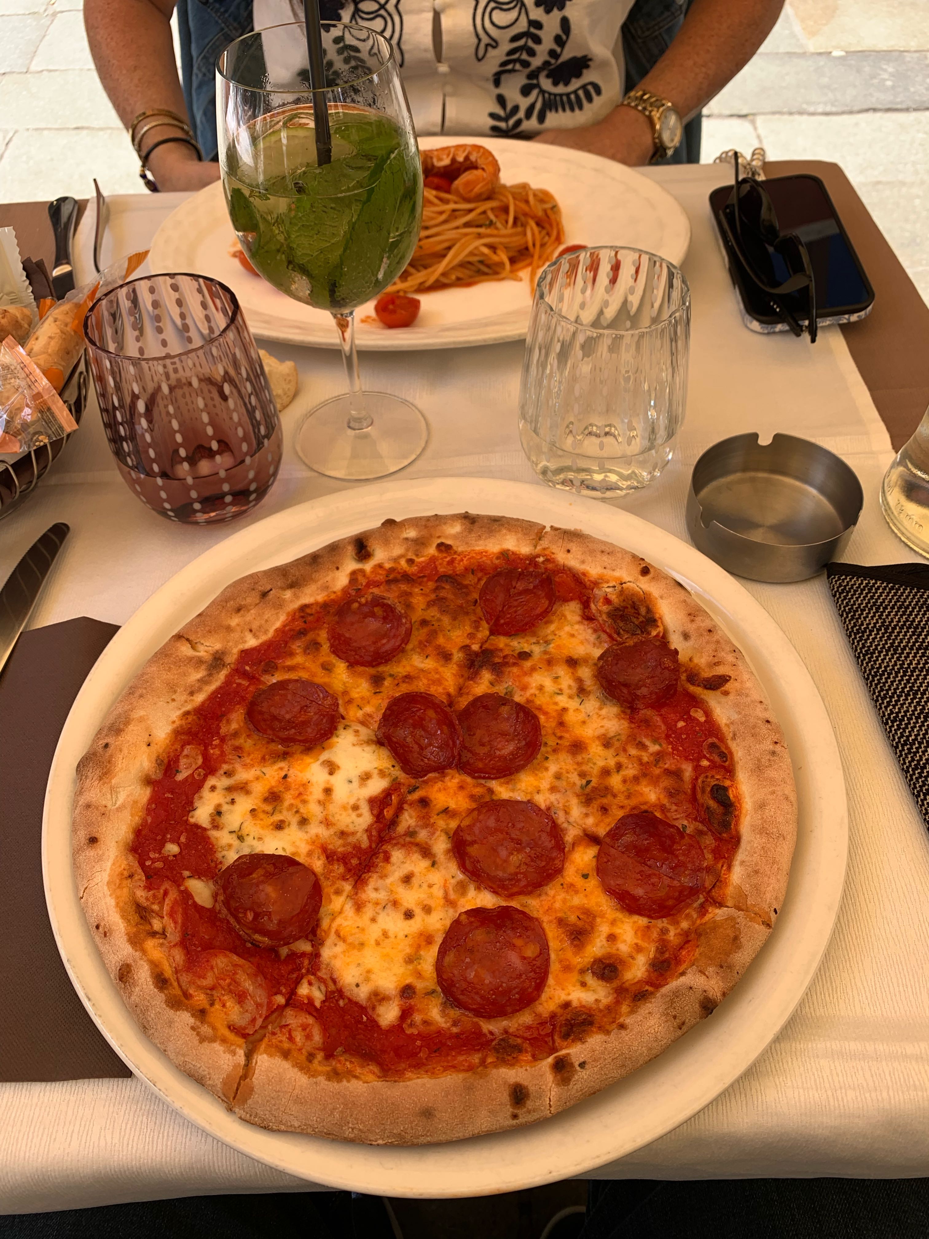 santaninfa on One Bite Pizza App