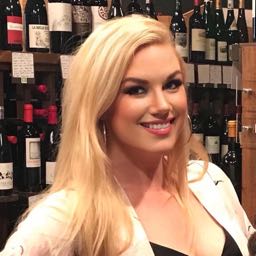 beth.bennett on One Bite Pizza App