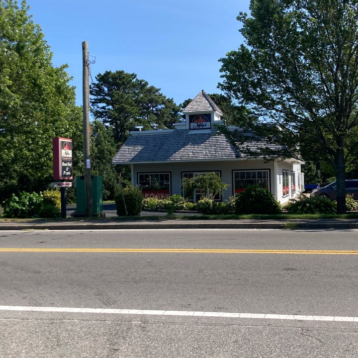 Mike's Roast Beef & Pizzeria Reviews Yarmouth, MA One Bite