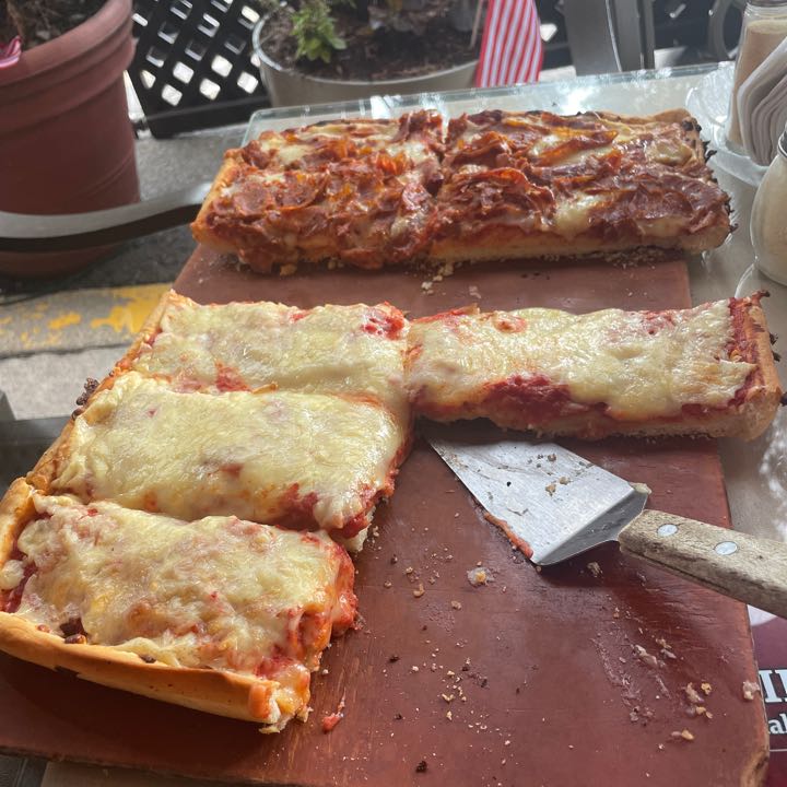 Pizza Review
