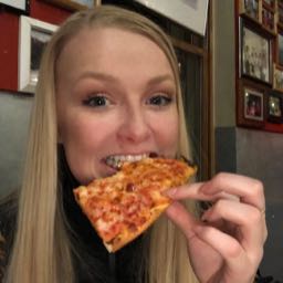 chloe.gump on One Bite Pizza App