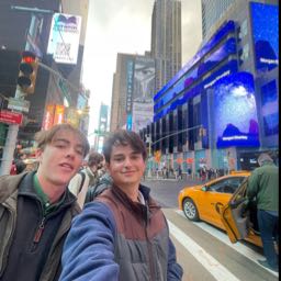 dub.dub.pizza on One Bite Pizza App