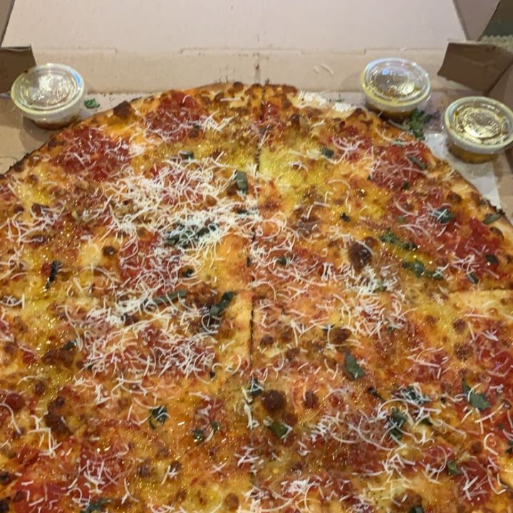 mattyrobs22's Pizza Review at Tenth Street Pasta & Pizza One Bite