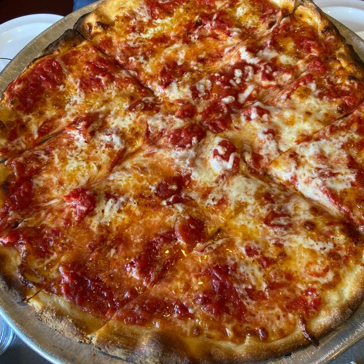 stoolpresidente's Pizza Review at De Lorenzo's Tomato Pies One Bite