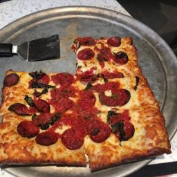 melibuloo on One Bite Pizza App